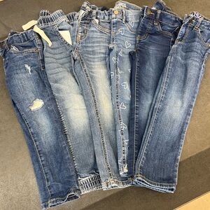 Bundle of girls 4T jeans!